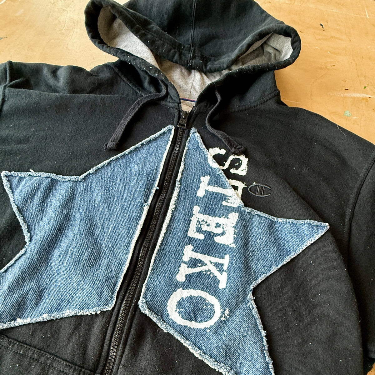 Star Patch - Hoody - 3