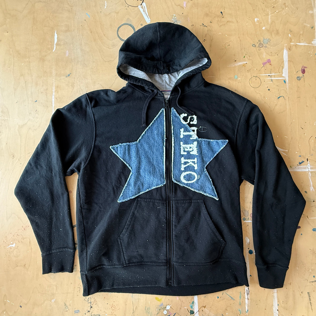 Star Patch - Hoody - 3