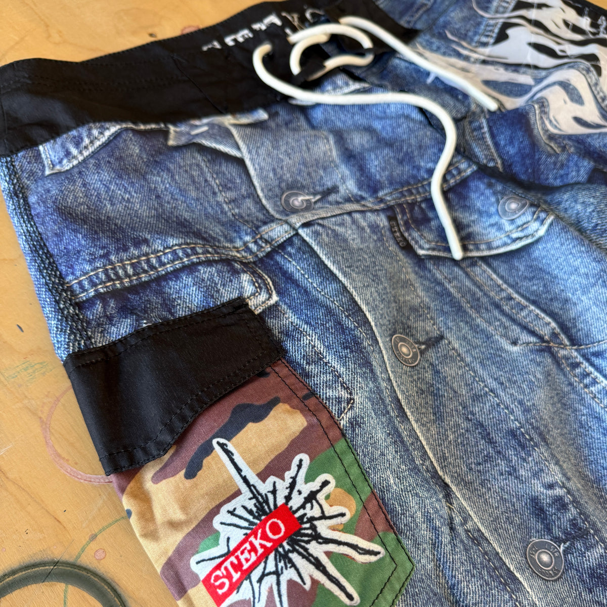 HESSIAN BOARDSHORT